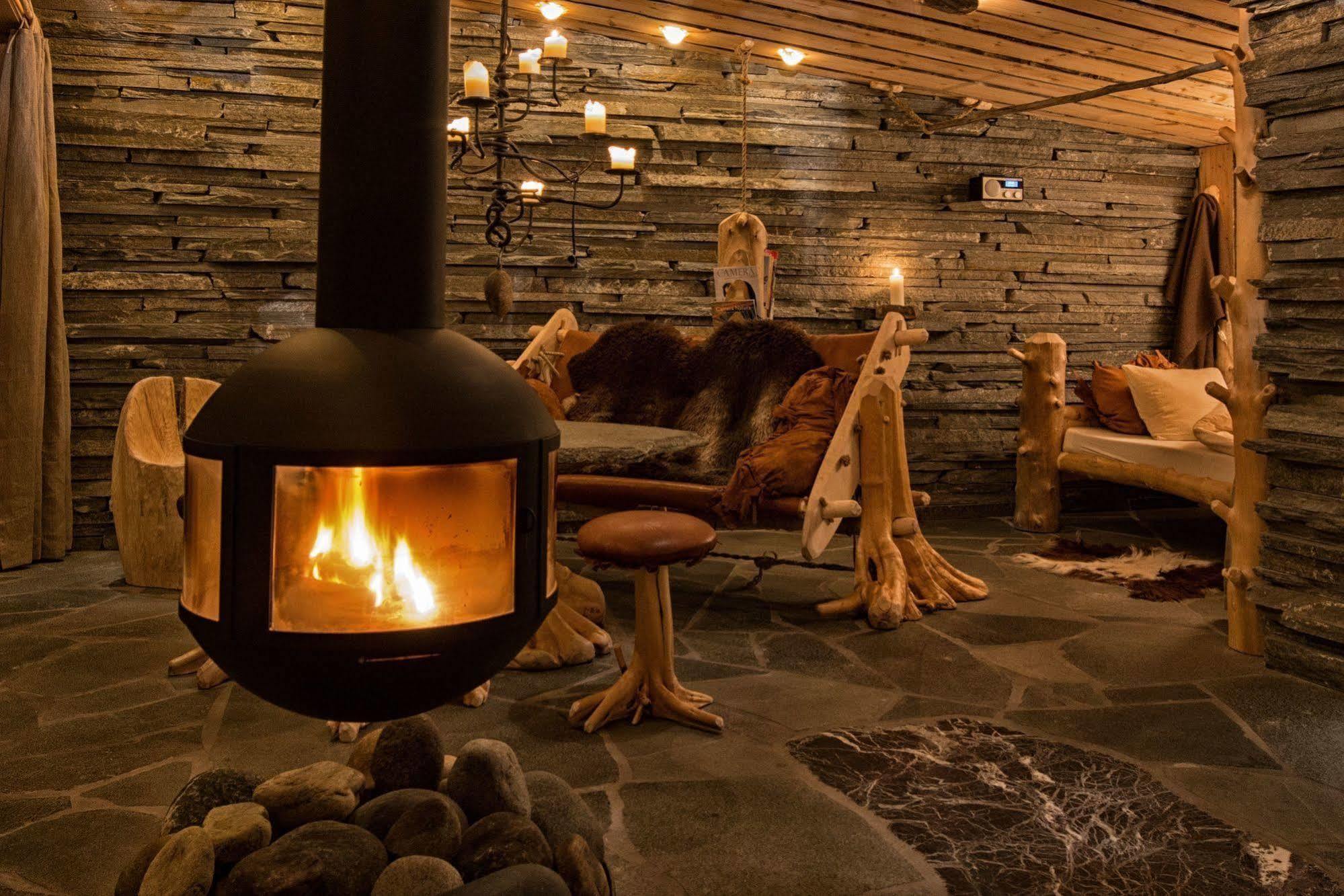 קאראסיוק Engholm Husky Design Lodge מראה חיצוני תמונה
